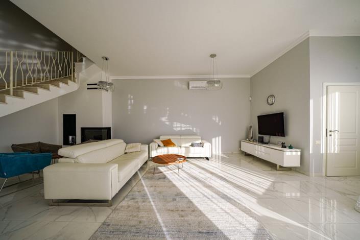 Image No.20-Villa de 4 chambres à vendre à Tivat