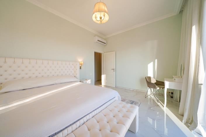 Image No.27-Villa de 4 chambres à vendre à Tivat