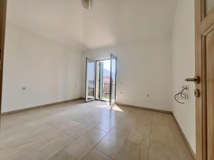 Image No.18-Maison de 2 chambres à vendre à Tivat