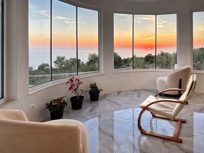 Image No.7-3 Bed House for sale