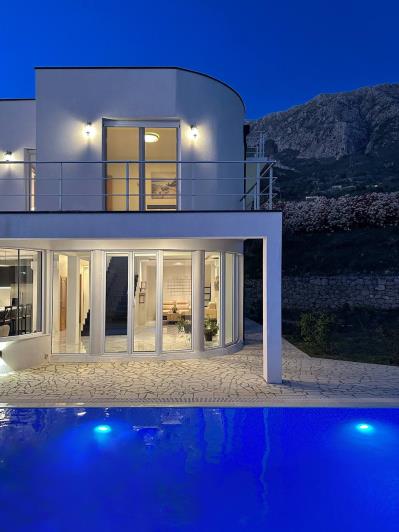 Image No.16-3 Bed House for sale