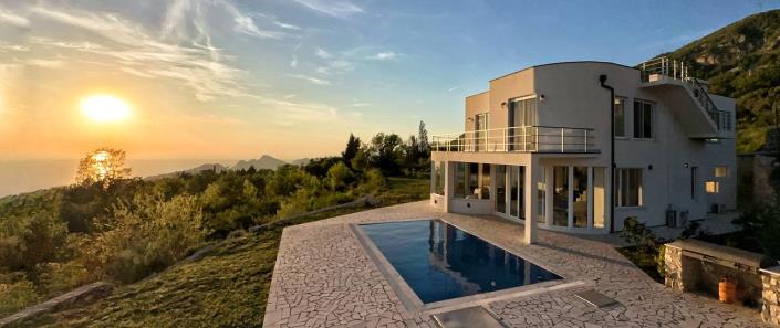 Image No.1-3 Bed House for sale