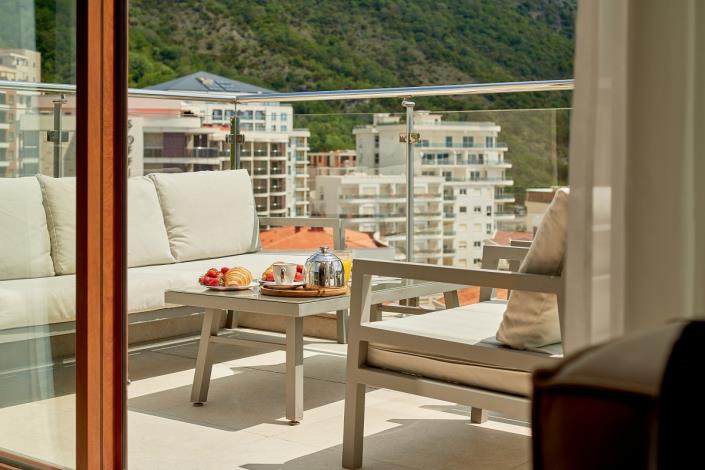 Image No.23-2 Bed Apartment for sale