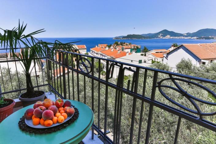 Image No.1-Appartement de 2 chambres à vendre à Sveti Stefan