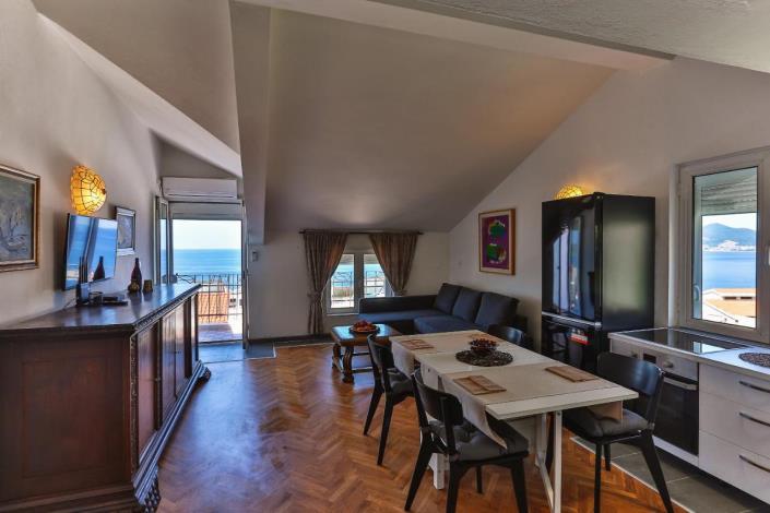 Image No.9-Appartement de 2 chambres à vendre à Sveti Stefan