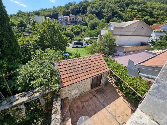 Image No.2-Maison de 3 chambres à vendre à Bijela