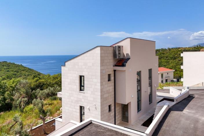 Image No.3-Maison de 4 chambres à vendre à Budva