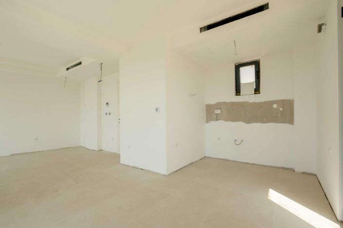 Image No.16-4 Bed Hotel for sale