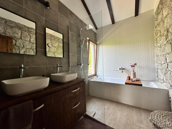 Image No.25-Ferme de 2 chambres à vendre à Cetinje