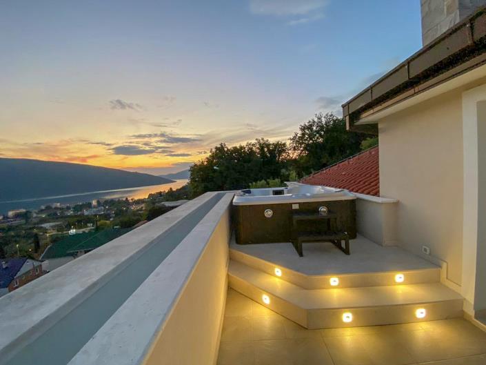 Image No.5-Appartement de 3 chambres à vendre à Herceg Novi