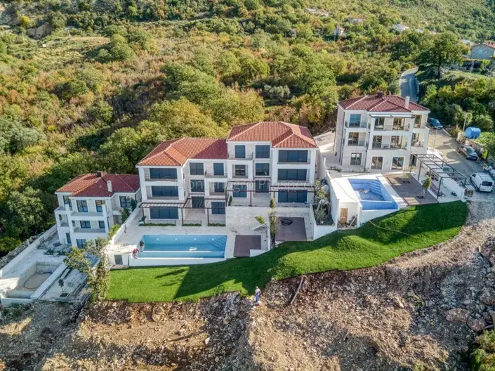 Image No.12-3 Bed Apartment for sale