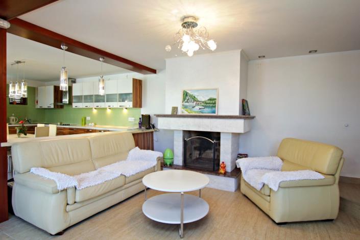 Image No.6-Maison de 5 chambres à vendre à Dobre Vode