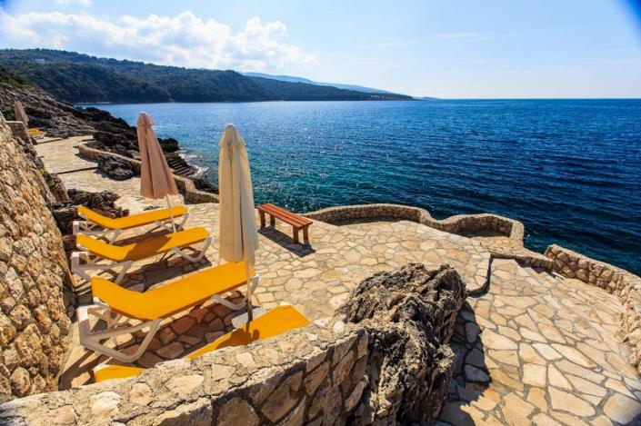 Image No.2-Appartement de 2 chambres à vendre à Dobre Vode