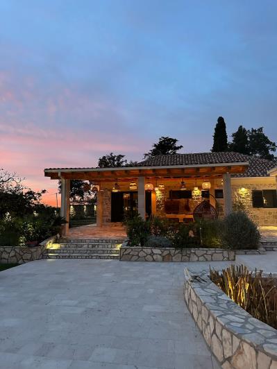 Image No.8-4 Bed Villa for sale