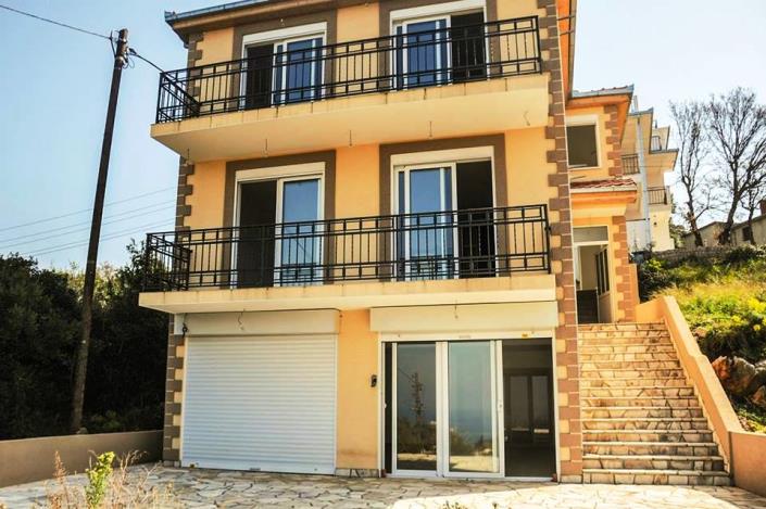 Image No.15-3 Bed House for sale