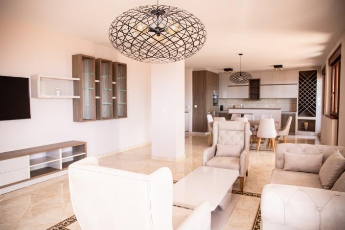 Image No.2-Appartement de 3 chambres à vendre à Becici