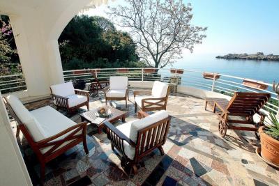 77058-villa-Sv-Stefan--6-_1200x800