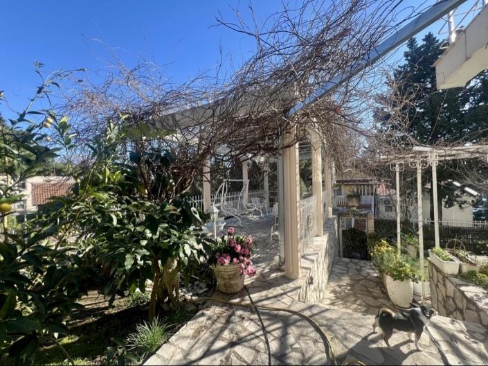 Image No.5-Maison de 4 chambres à vendre à Bar