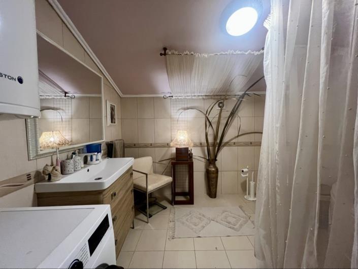 Image No.10-Maison de 4 chambres à vendre à Bar