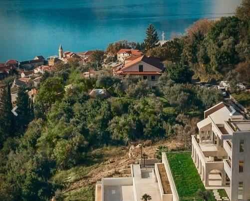 Image No.7-7 Bed Villa for sale