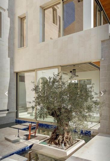 Image No.25-7 Bed Villa for sale