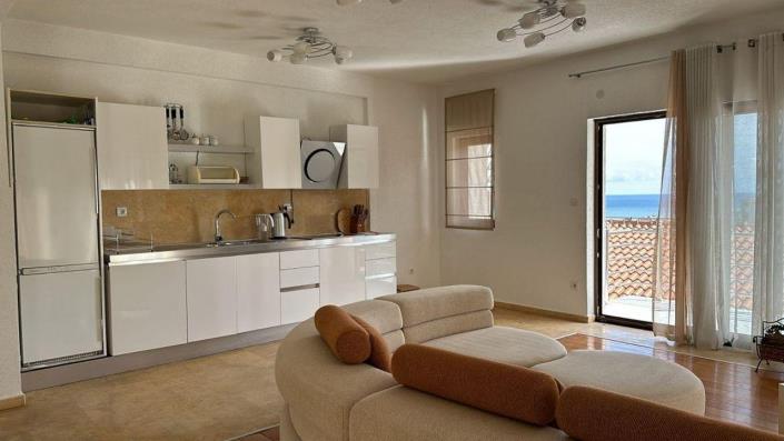 Image No.1-Appartement de 2 chambres à vendre à Budva