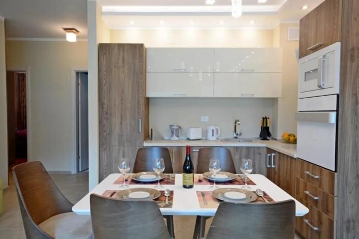 Image No.2-Appartement de 2 chambres à vendre à Becici