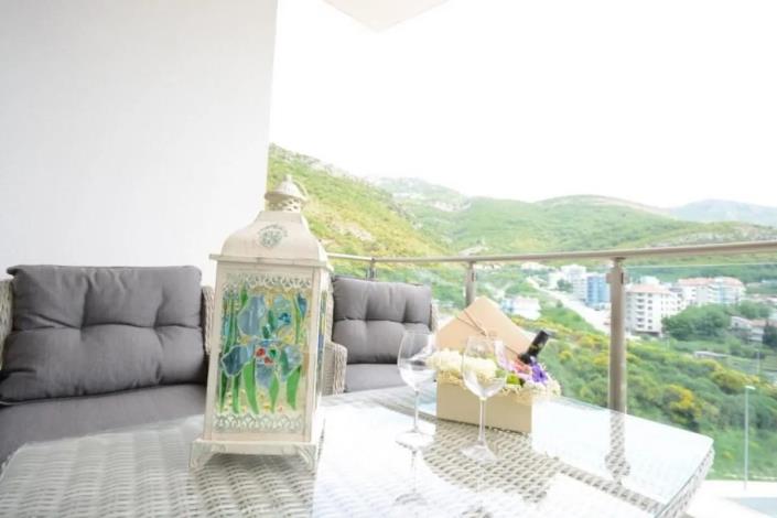 Image No.1-2 Bed Apartment for sale