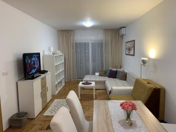 1 - Bar, Apartment