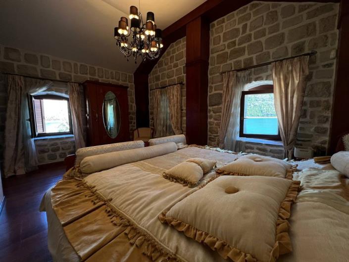 Image No.7-Villa de 4 chambres à vendre à Herceg Novi