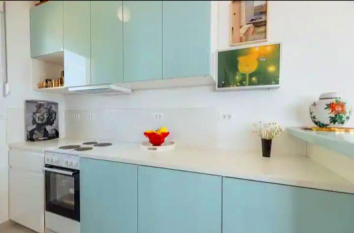 Image No.10-2 Bed Villa for sale