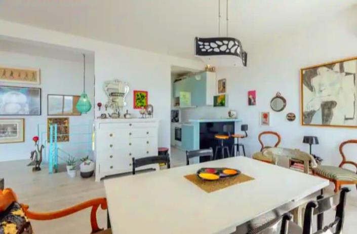 Image No.11-2 Bed Villa for sale