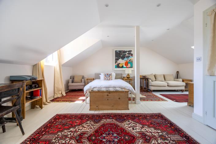 Image No.17-3 Bed Semi-Detached for sale