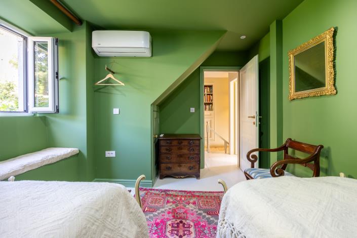 Image No.13-3 Bed Semi-Detached for sale