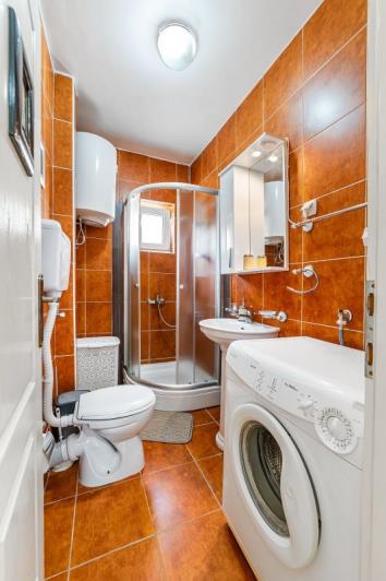 Image No.15-Appartement de 1 chambre à vendre à Prcanj