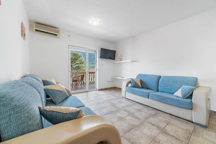 Image No.3-Appartement de 1 chambre à vendre à Prcanj