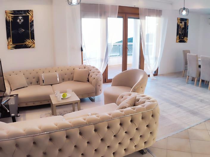 Image No.3-Appartement de 2 chambres à vendre à Dobre Vode