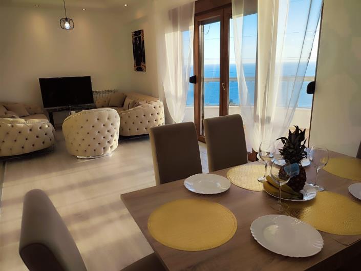 Image No.4-Appartement de 2 chambres à vendre à Dobre Vode