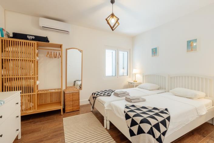 Image No.20-3 Bed Apartment for sale