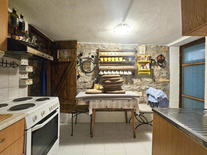 Image No.5-Maison de 3 chambres à vendre à Budva