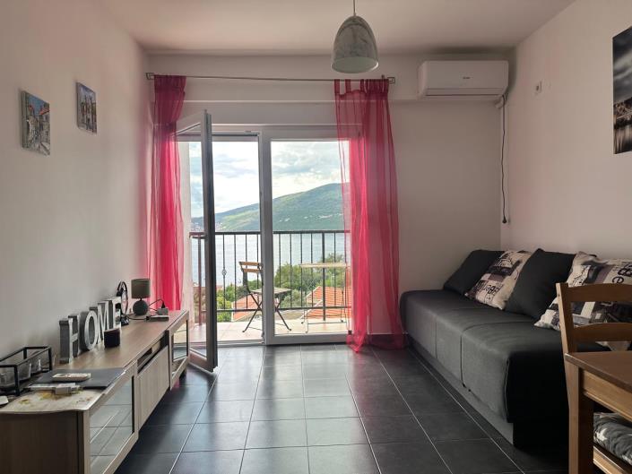 Image No.4-Appartement de 2 chambres à vendre à Ðenovici