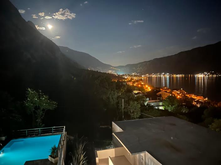 Image No.20-2 Bed Apartment for sale