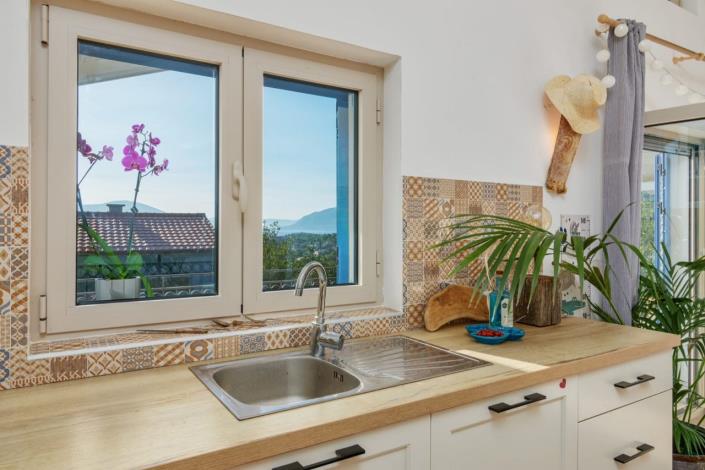 Image No.6-2 Bed House for sale