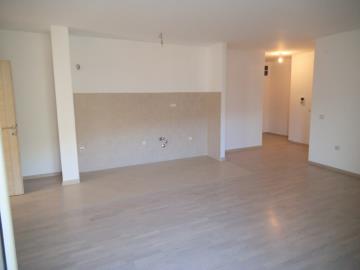 Kvartiri-v-novom-dome-v-Becici-12431--2-
