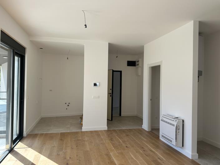 Image No.18-2 Bed Apartment for sale