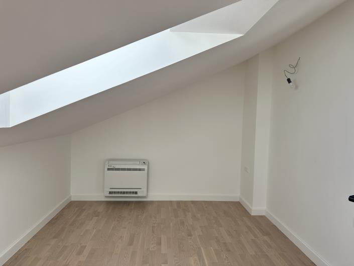 Image No.20-2 Bed Apartment for sale