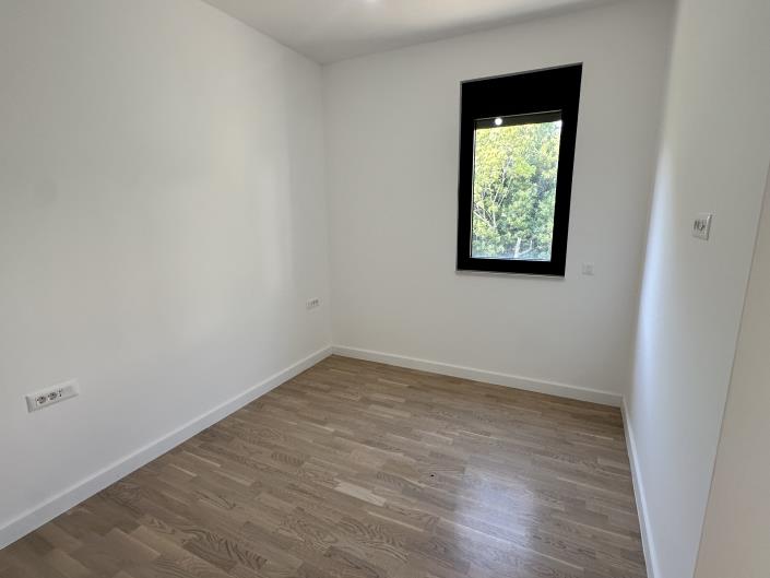 Image No.22-2 Bed Apartment for sale