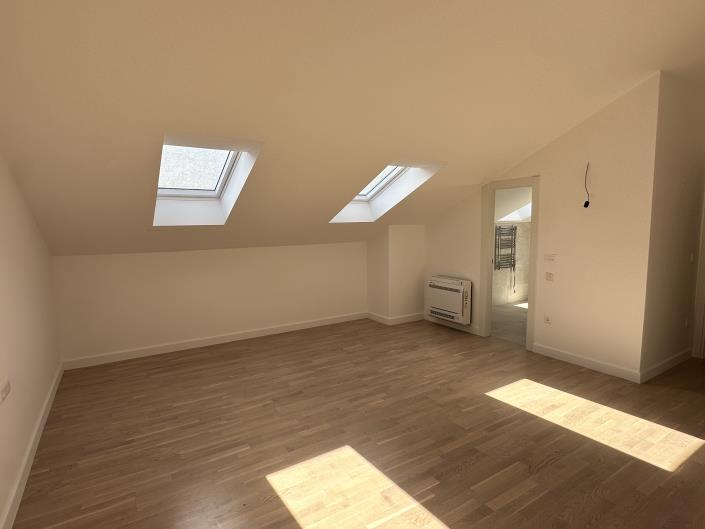 Image No.25-2 Bed Apartment for sale