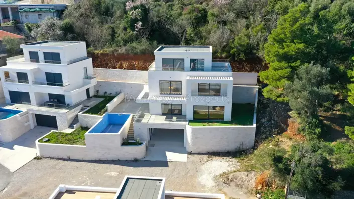 Image No.3-3 Bed Villa for sale