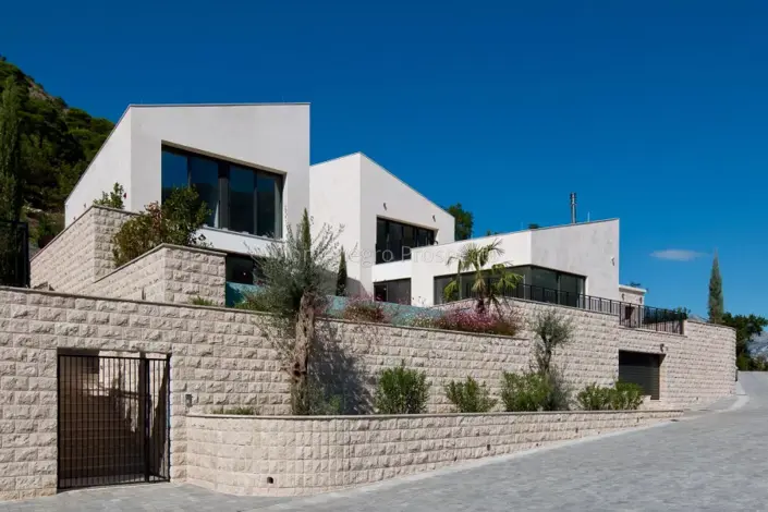 Image No.18-4 Bed Villa for sale